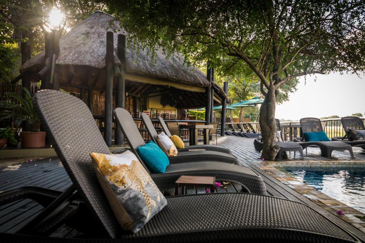 Umkumbe Safari Lodge Riverside Skukuza Bagian luar foto