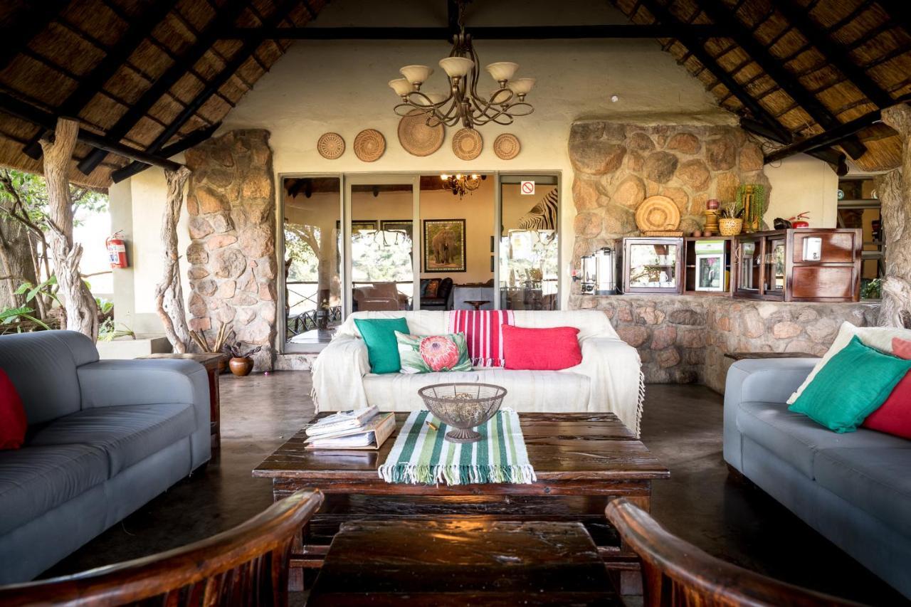 Umkumbe Safari Lodge Riverside Skukuza Bagian luar foto